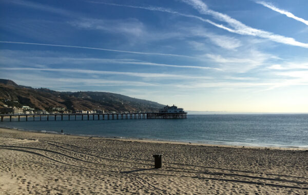 MORNING AT THE PIER
